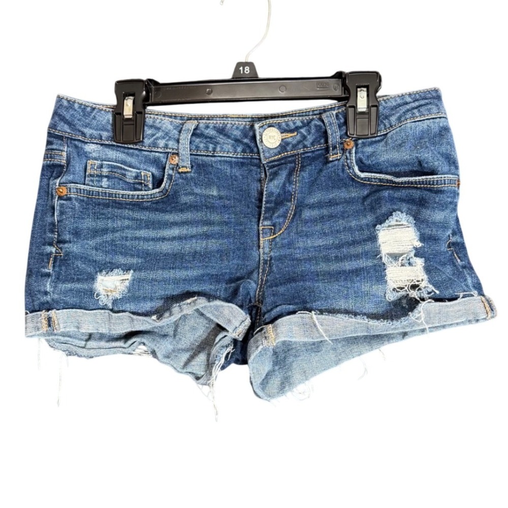 Aeropostale Women's Size 4 Distressed Denim Cutoff Shorts Womens Shorty Stretch - Picture 2 of 16